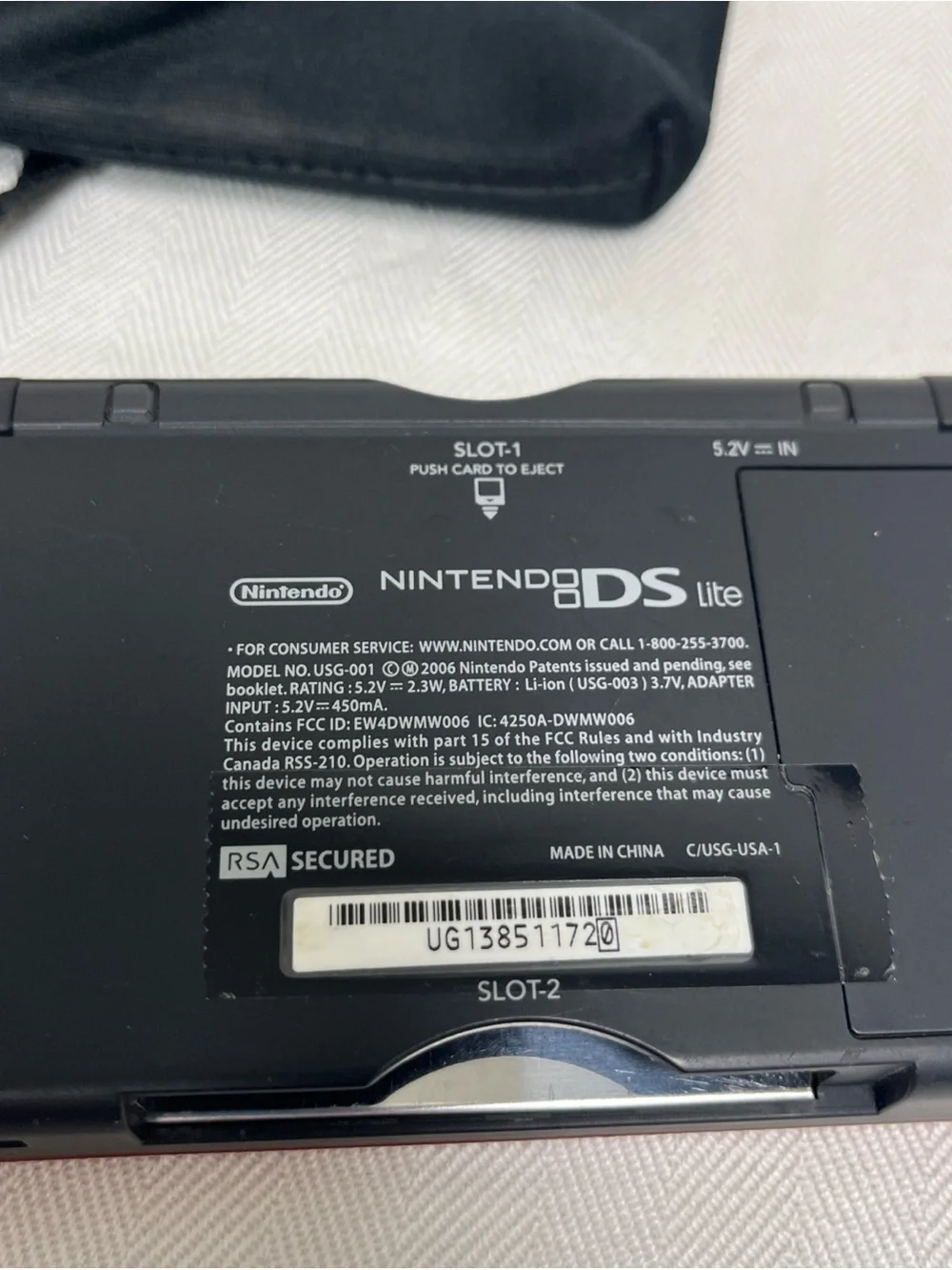 Nintendo DS Lite Crimson Red Handheld System 5 Games, Case, Charger